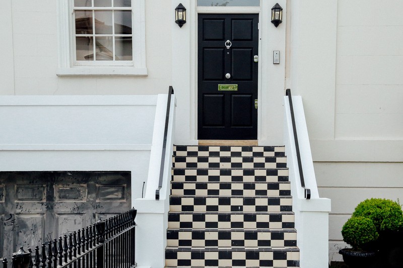 NEWS: Homes With Slate Blue or Black Front Doors Sell for $6,449 More, Says Zillow